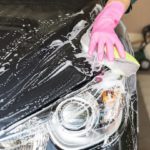 ハイヤー運転手の「洗車」業務